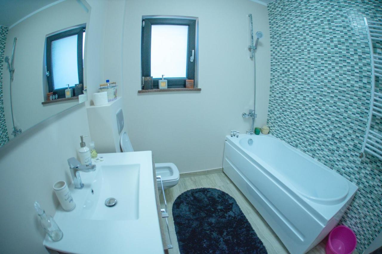 La Stejari Apartment Suceava Bagian luar foto