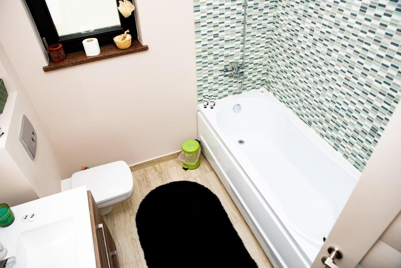 La Stejari Apartment Suceava Bagian luar foto